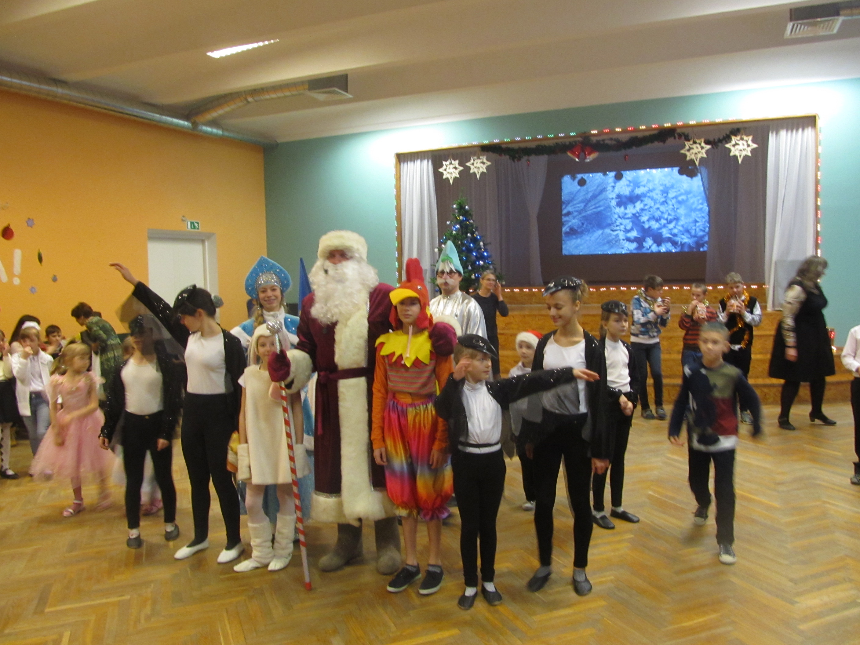 21 декабря в Паю школе прошел замечательный Новогодний праздник